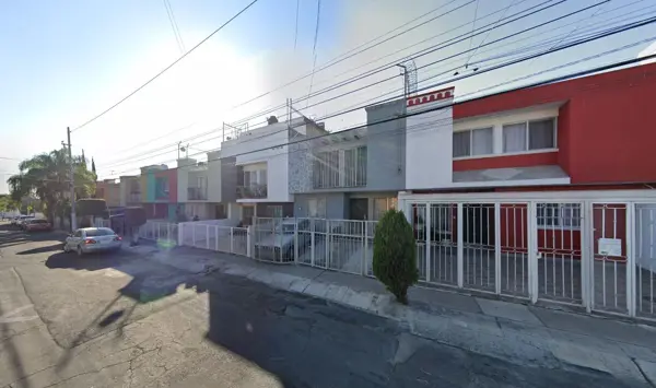 Casa en venta en Altagracia, Zapopan — foto 3 de 12