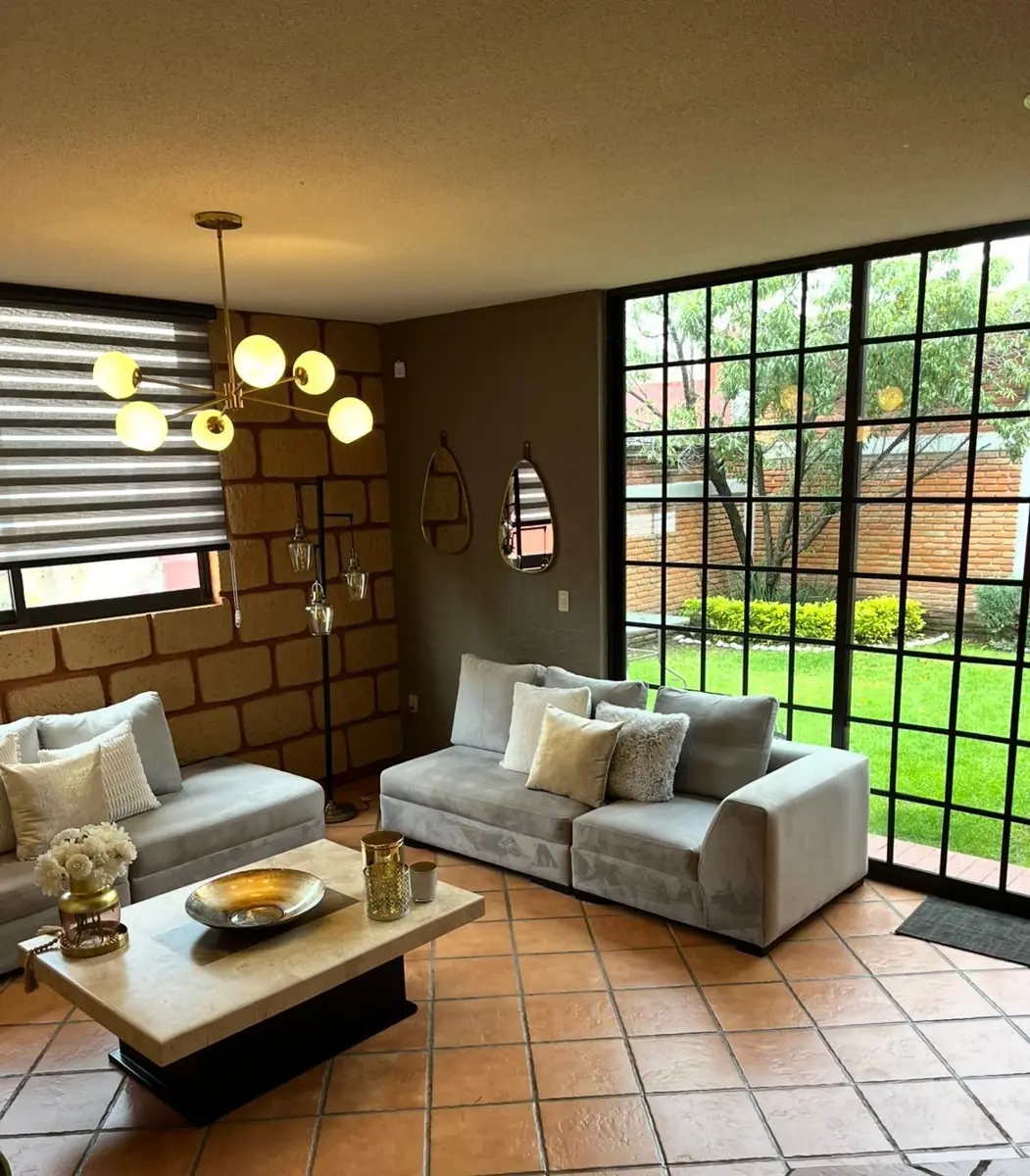 Casa en venta en Paseos del Bosque, Naucalpan de Juárez — foto 1 de 25