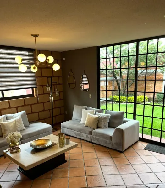 SE VENDE CASA EN PASEOS DEL BOSQUE-NAUCALPAN