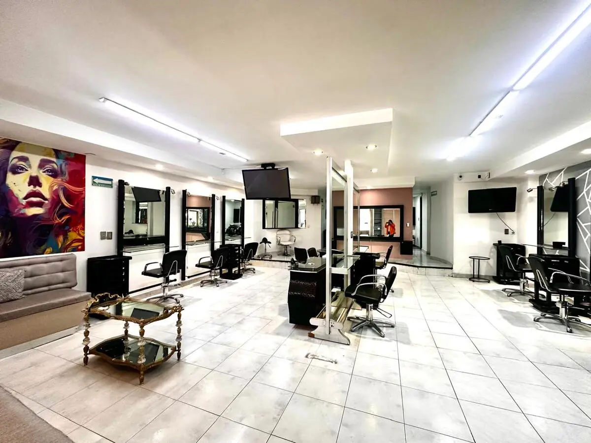 Local en renta en Lomas de Tecamachalco, Naucalpan de Juárez — foto 1 de 17