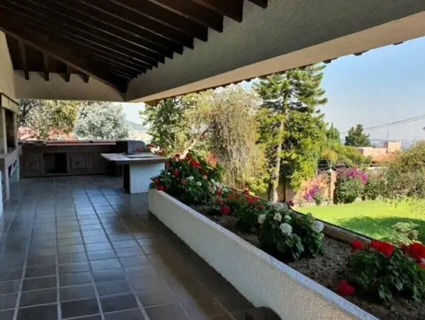 Casa en venta en San Nicolás Totolapan, La Magdalena Contreras — foto 2 de 10