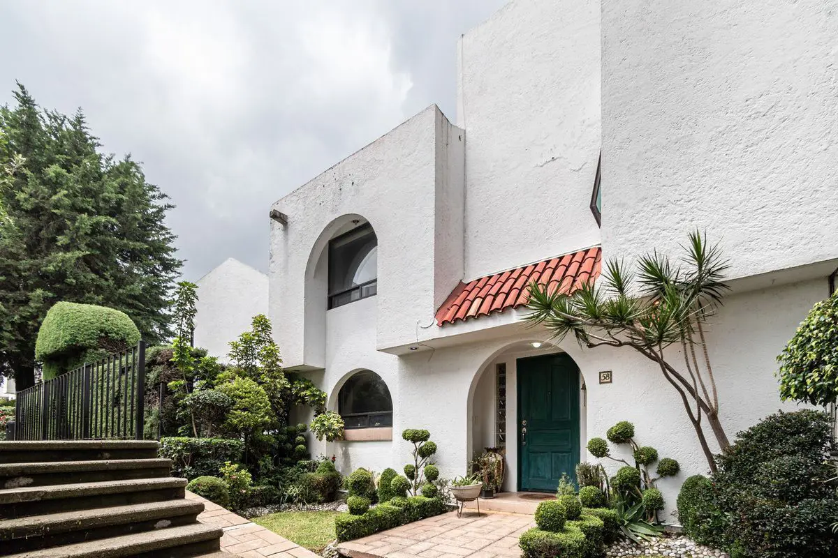 Casa en venta en Jesus del Monte, Huixquilucan — foto 1 de 25