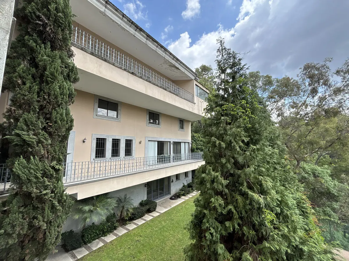 Casa en venta en Bosque de las Lomas, Miguel Hidalgo — foto 1 de 50