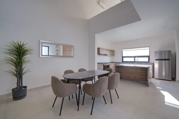 Casa en renta en Los Siller, Saltillo — foto 3 de 14