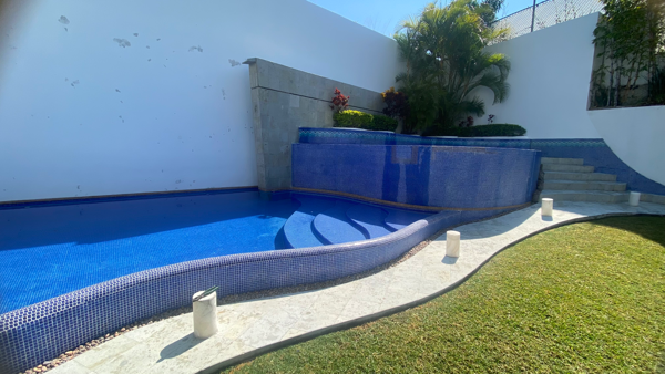 Casa en venta en Lomas de Cocoyoc, Atlatlahucan — foto 2 de 27