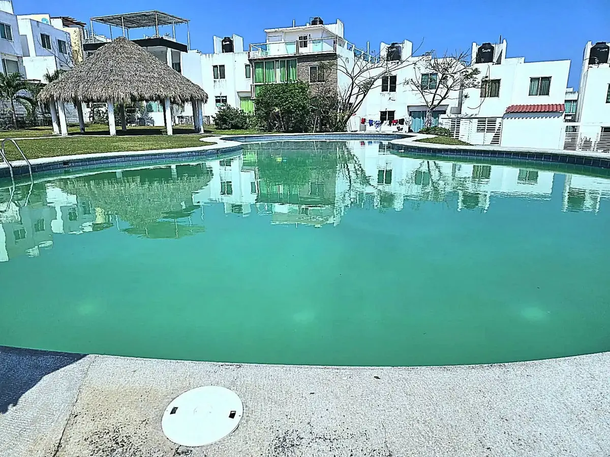 Casa en venta en Banus, Alvarado — foto 1 de 43