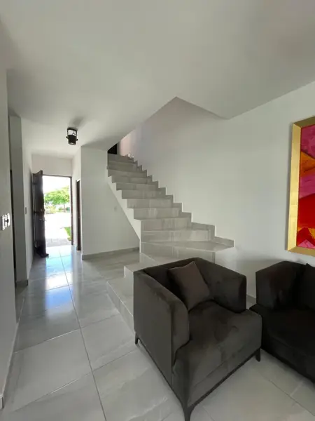 CASA EN VENTA, CERRADA CON AMENIDADES M4