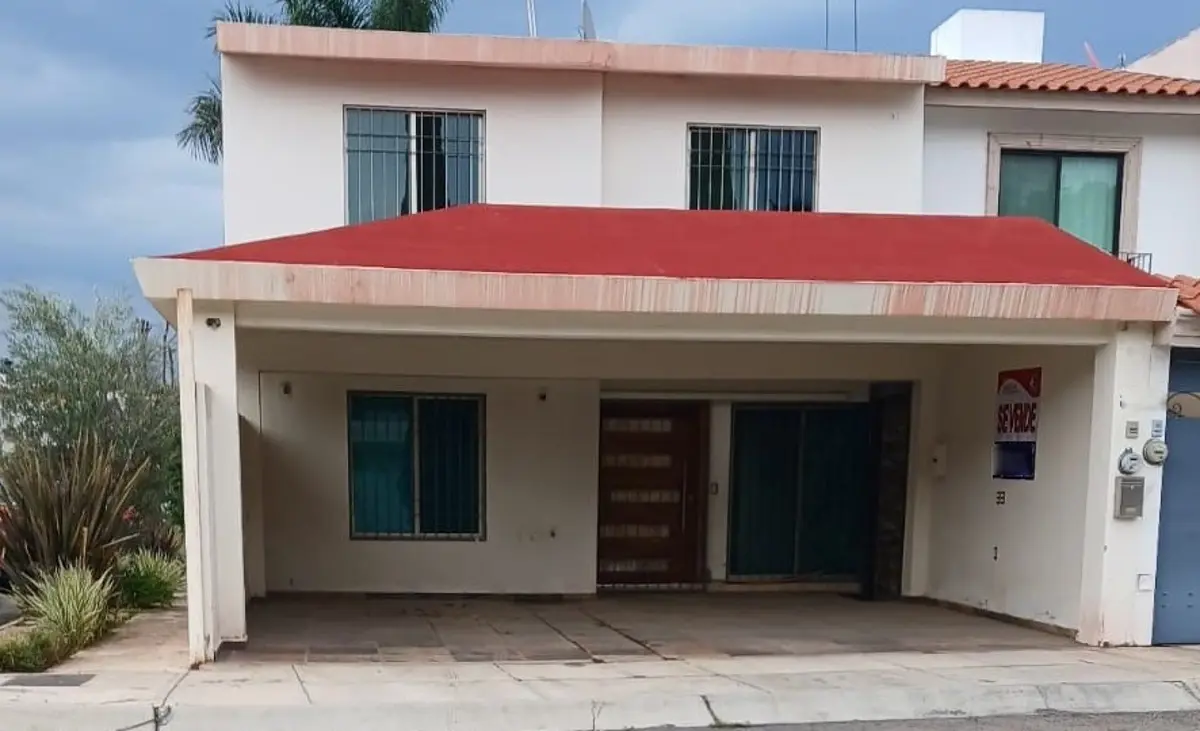Casa en venta en Residencial los Viveros, Zapotlán El Grande — foto 1 de 11