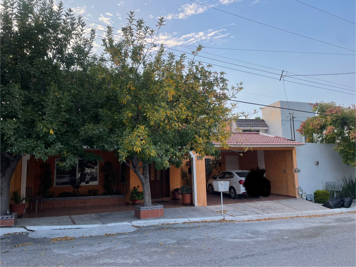 Casa en venta en Bugambilias, Saltillo — foto 1 de 21