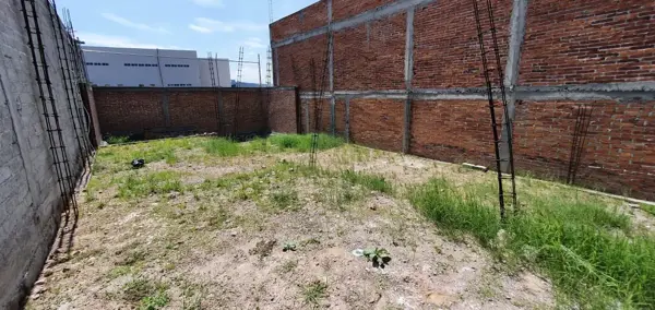 Terreno en venta en Venceremos, Corregidora — foto 2 de 9