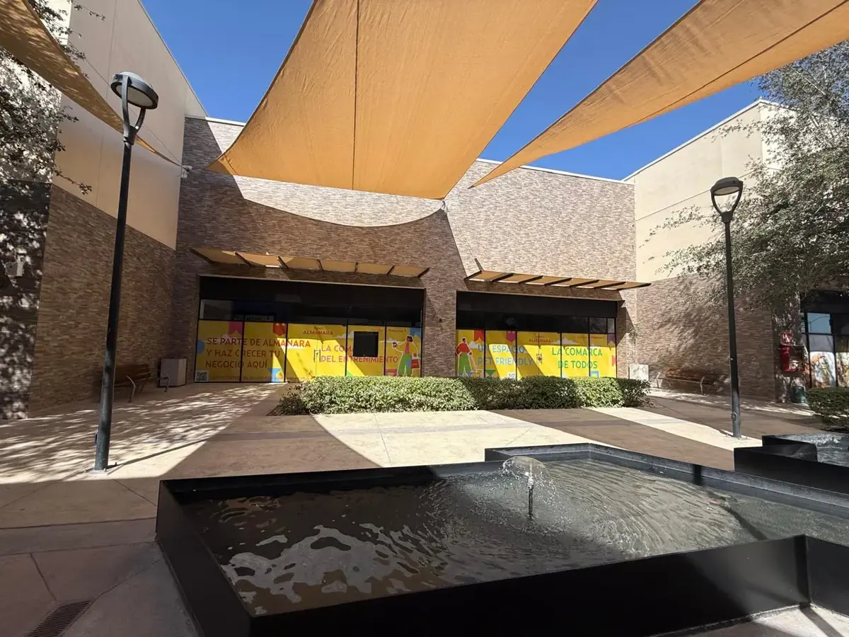 Renta de Local Comercial en Plaza Almanara, Torreón Renta de Local Comercial en Plaza Almanara, Torreón
