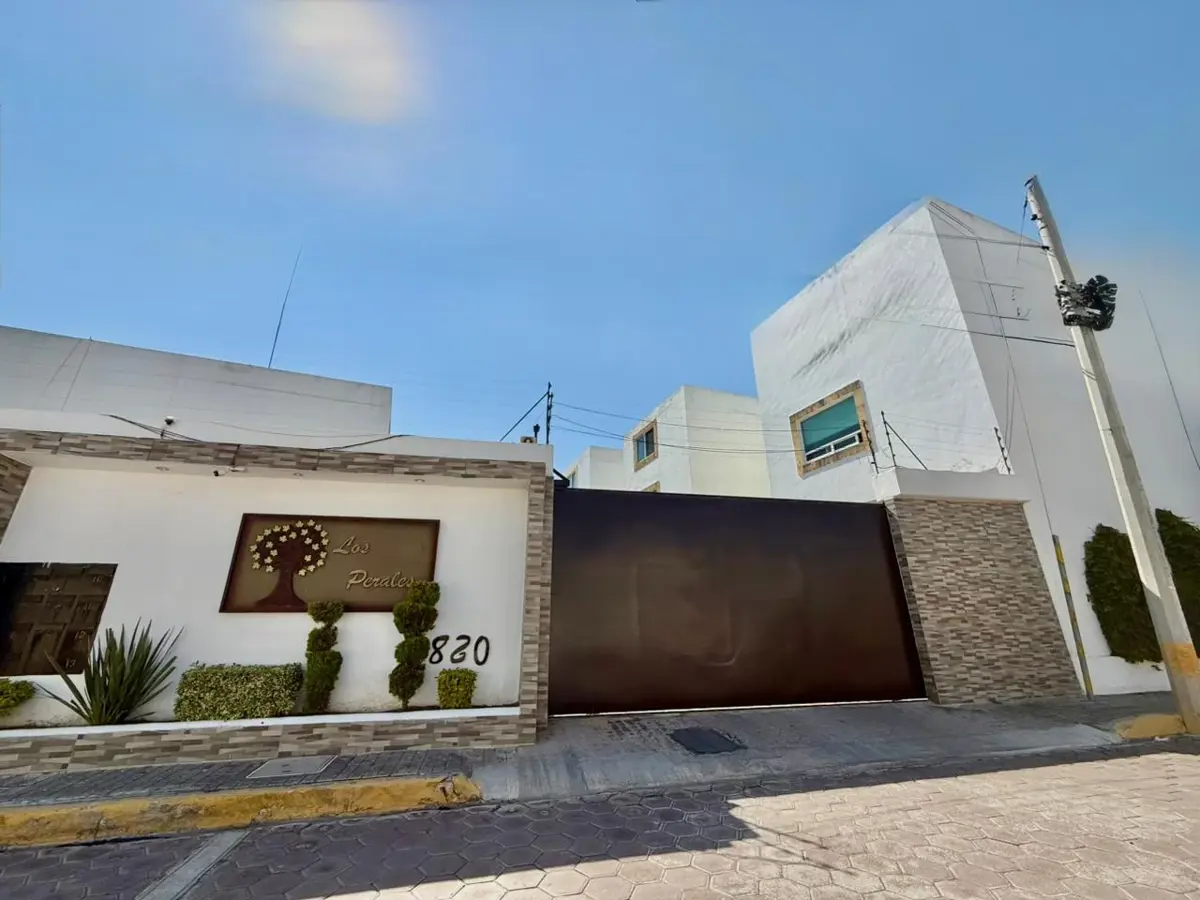 Casa en venta en Santiago Momoxpan, San Pedro Cholula — foto 1 de 29