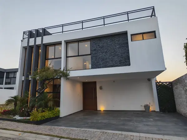 Casa en venta en Lomas de Angelópolis, Ocoyucan — foto 3 de 53