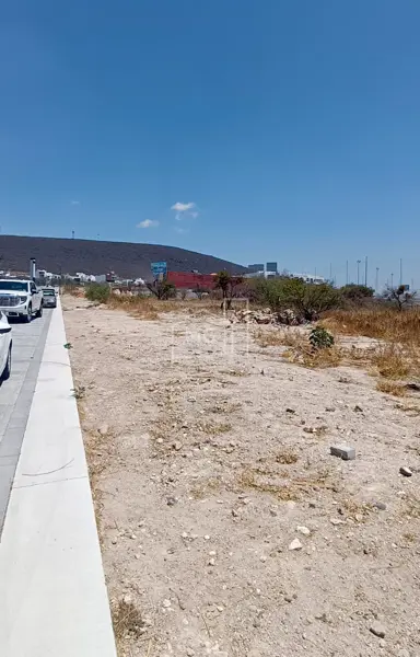 Terreno Comercial en Venta en El Refugio, Querétaro