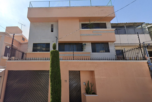 Casa en venta en Paseos de Churubusco, Iztapalapa — foto 2 de 26