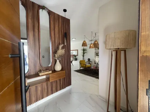 Casa en venta en Jardines Coloniales, Saltillo — foto 2 de 19