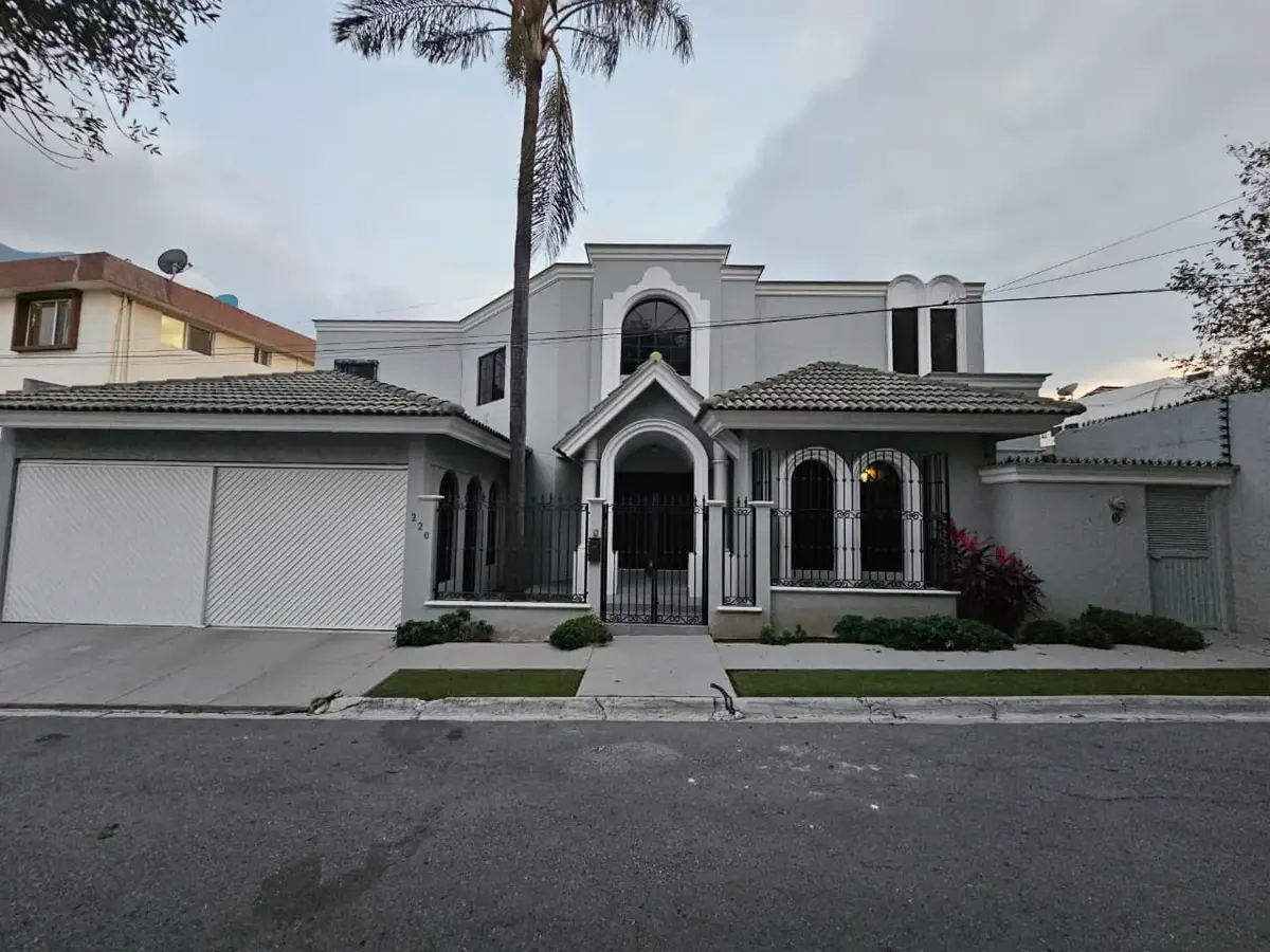 Casa en renta en Contry, Monterrey — foto 1 de 26