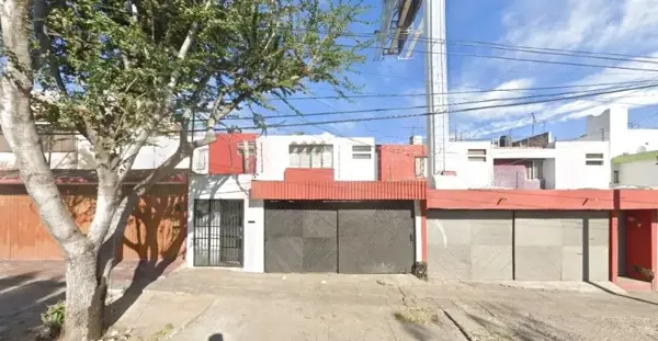 Bonita Casa en Venta de Recuperacion Bancaria