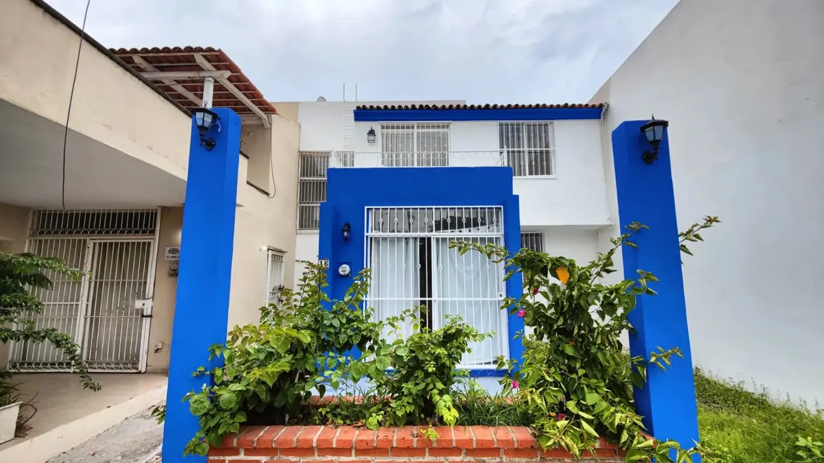 Casa en venta en Parques Universidad (Sendero de Luna), Puerto Vallarta — foto 1 de 12