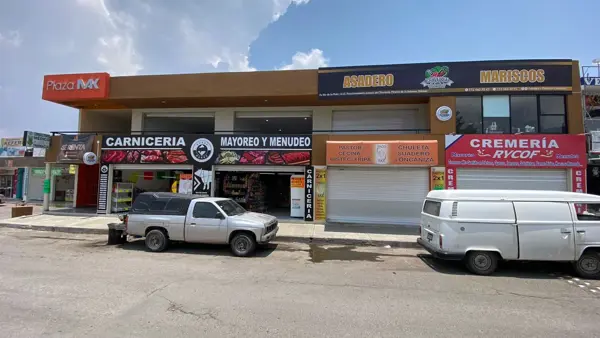 Local en renta en Paseos de Chavarría, Mineral de la Reforma — foto 2 de 10