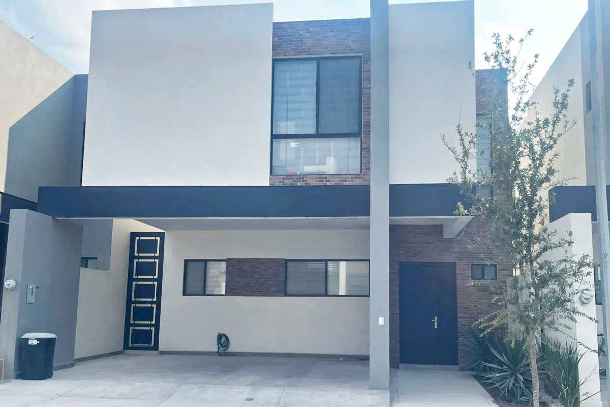 Casa en renta en Alyssa, Ramos Arizpe — foto 1 de 12
