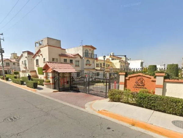 Casa en venta en Villa del Real, Tecámac — foto 2 de 3