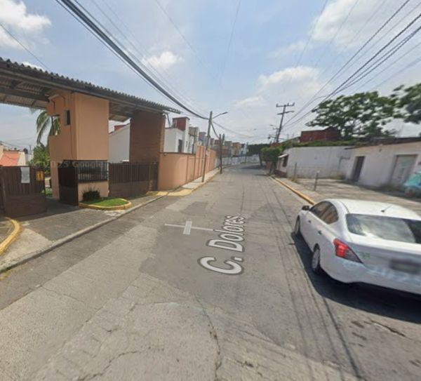 Casa en venta en Lazaro Cardenas, Jiutepec — foto 2 de 3
