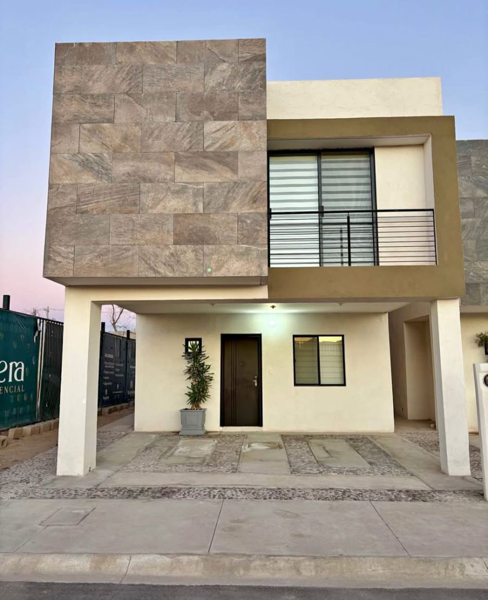 CASA EN VENTA,ZONA GOMEZ PALACIO