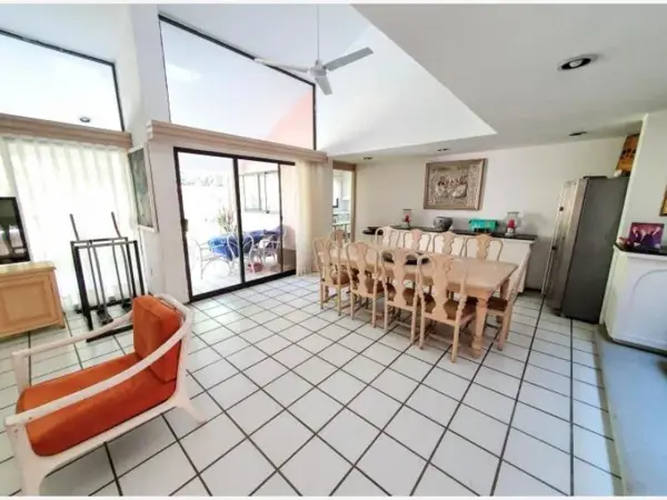 Casa en venta en Manantiales, Cuernavaca — foto 2 de 11