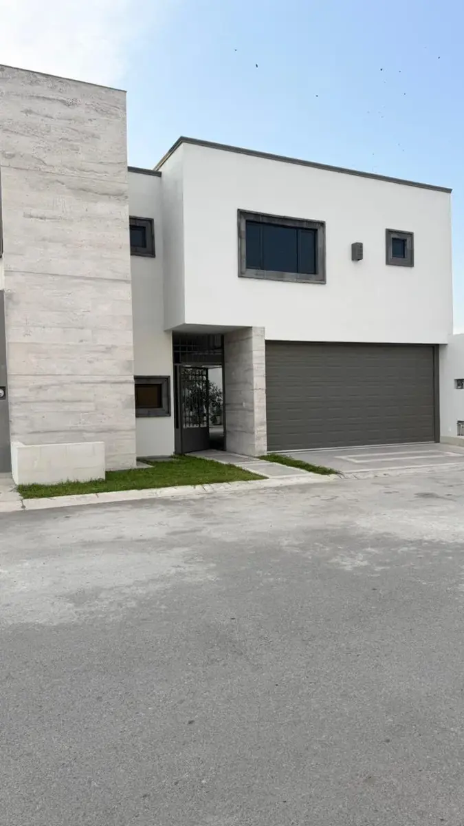 Casa en venta en Los Viñedos, Torreón — foto 1 de 57