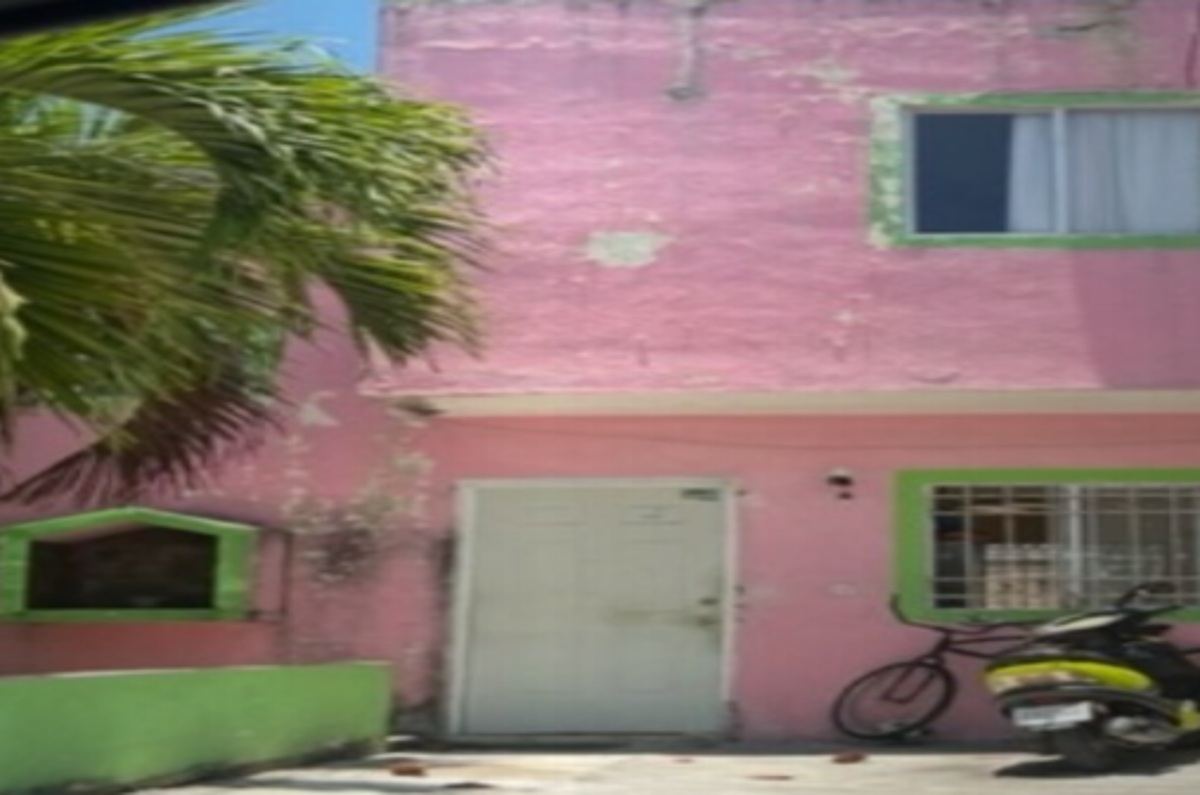 Casa en venta en Puerto Aventuras, Playa del Carmen — foto 1 de 3
