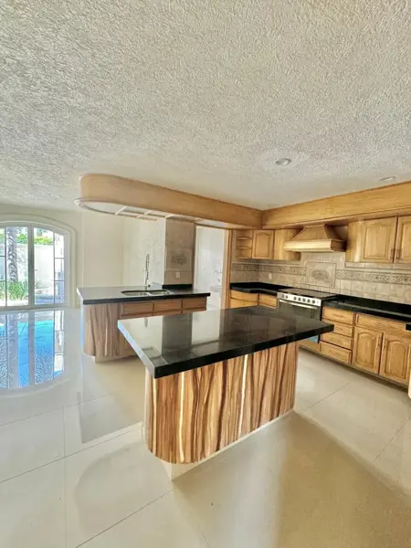 Casa en venta en Ciudad Bugambilia, Zapopan — foto 3 de 10