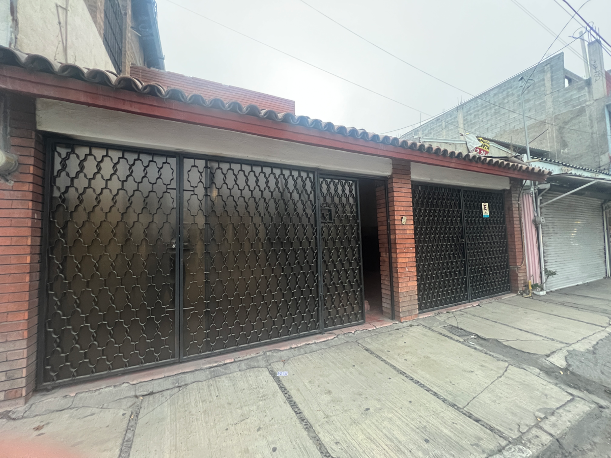 Casa en venta en Saltillo Centro, Saltillo — foto 1 de 19