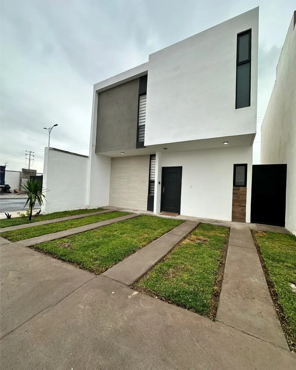 Casa en venta en Los Olivos, Gómez Palacio — foto 1 de 18