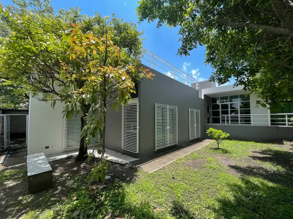 Amplia Casa de Un Nivel en Venta en Rancho San José Xilotzingo, Puebla