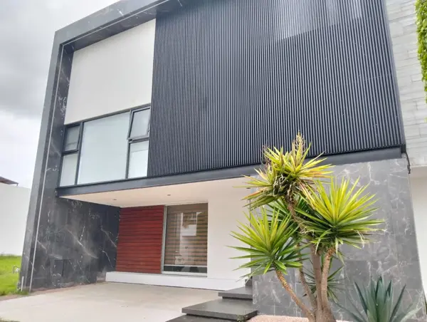 Casa en Venta en Parque Veneto, Lomas de Angelópolis, Puebla