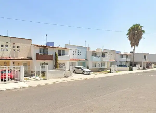 Casa en venta en El Pueblito Centro, Corregidora — foto 2 de 9
