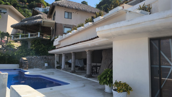 Casa en venta en Club Residencial las Brisas, Acapulco de Juárez — foto 2 de 13