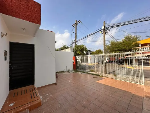 Casa en venta en Residencial las Quintas, Guadalupe — foto 3 de 9