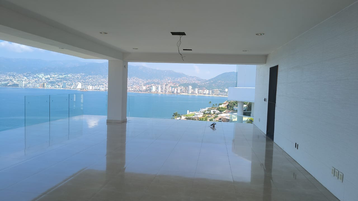Casa en venta en Club Residencial las Brisas, Acapulco de Juárez — foto 1 de 9