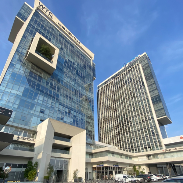 Se Renta Local Comercial en World Trade Center Querétaro – Juriquilla