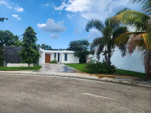 Casa en renta en La Rejoyada, Mérida — foto 2 de 23