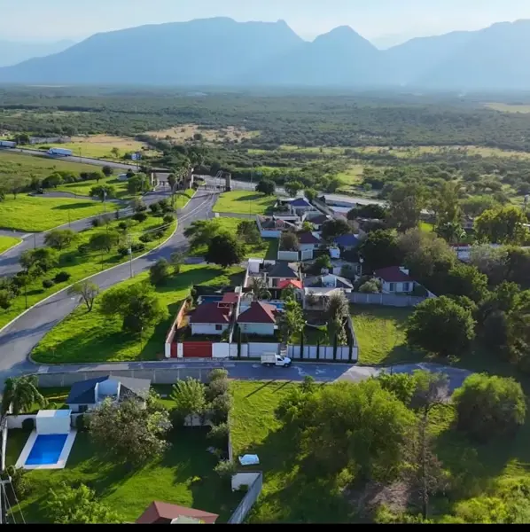Terreno en venta en La Condesa, Cadereyta Jiménez — foto 2 de 6