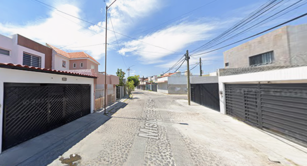 Casa en venta en La Mision, Celaya — foto 3 de 10