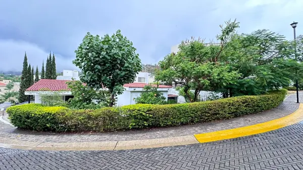 Casa en venta en Las Cañadas (Bosques de San Isidro), Zapopan — foto 2 de 30
