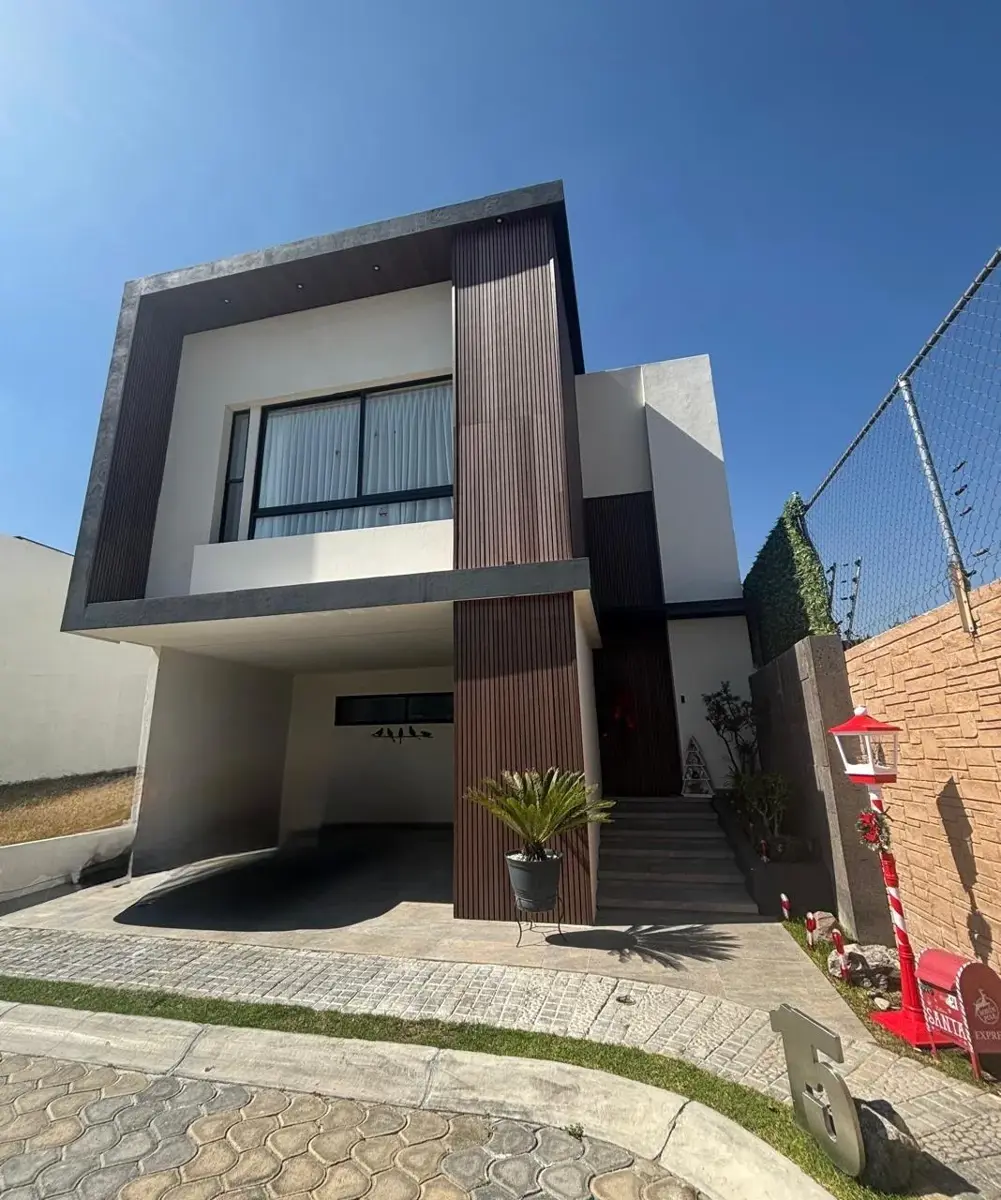 Casa en venta en Lomas de Angelópolis, San Andrés Cholula — foto 1 de 21