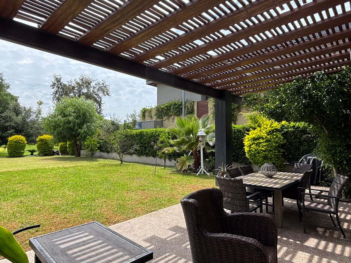 Casa en renta en Balvanera Polo y Country Club, Corregidora — foto 1 de 5
