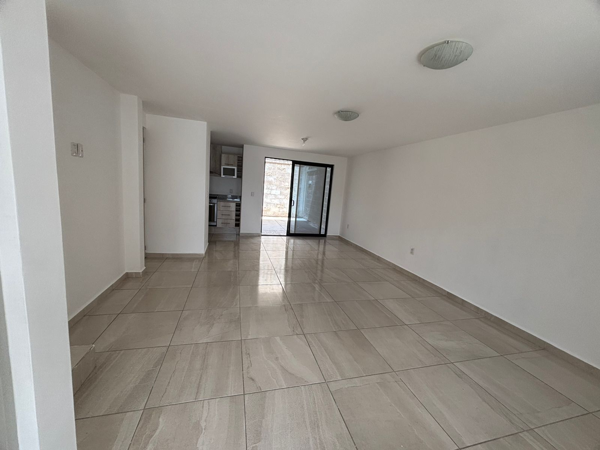 Casa en venta en Valle del Roble, León — foto 3 de 17