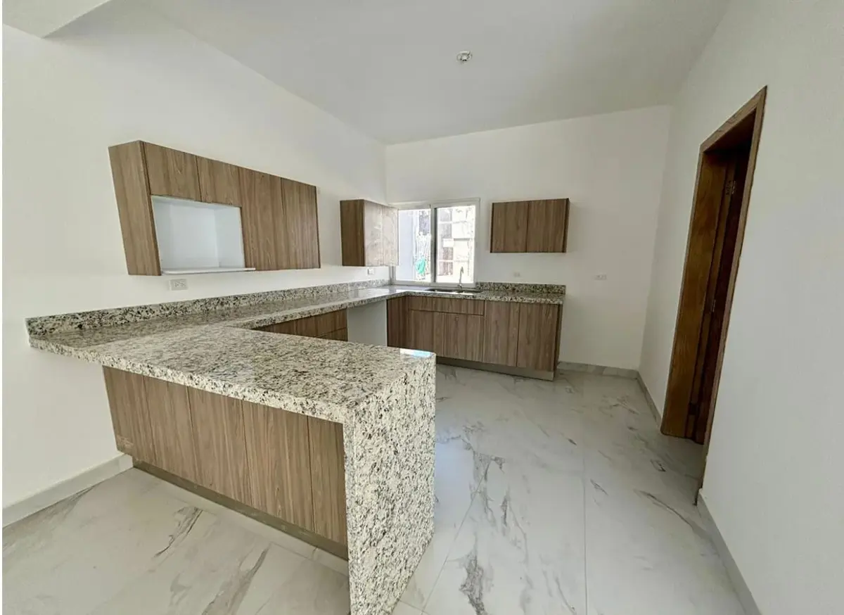 Vista 3 de Casa en Venta, Altozano en Gómez Palacio