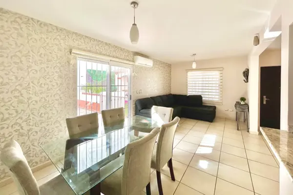 Casa en renta en Lomas del Valle II, Ramos Arizpe — foto 3 de 15